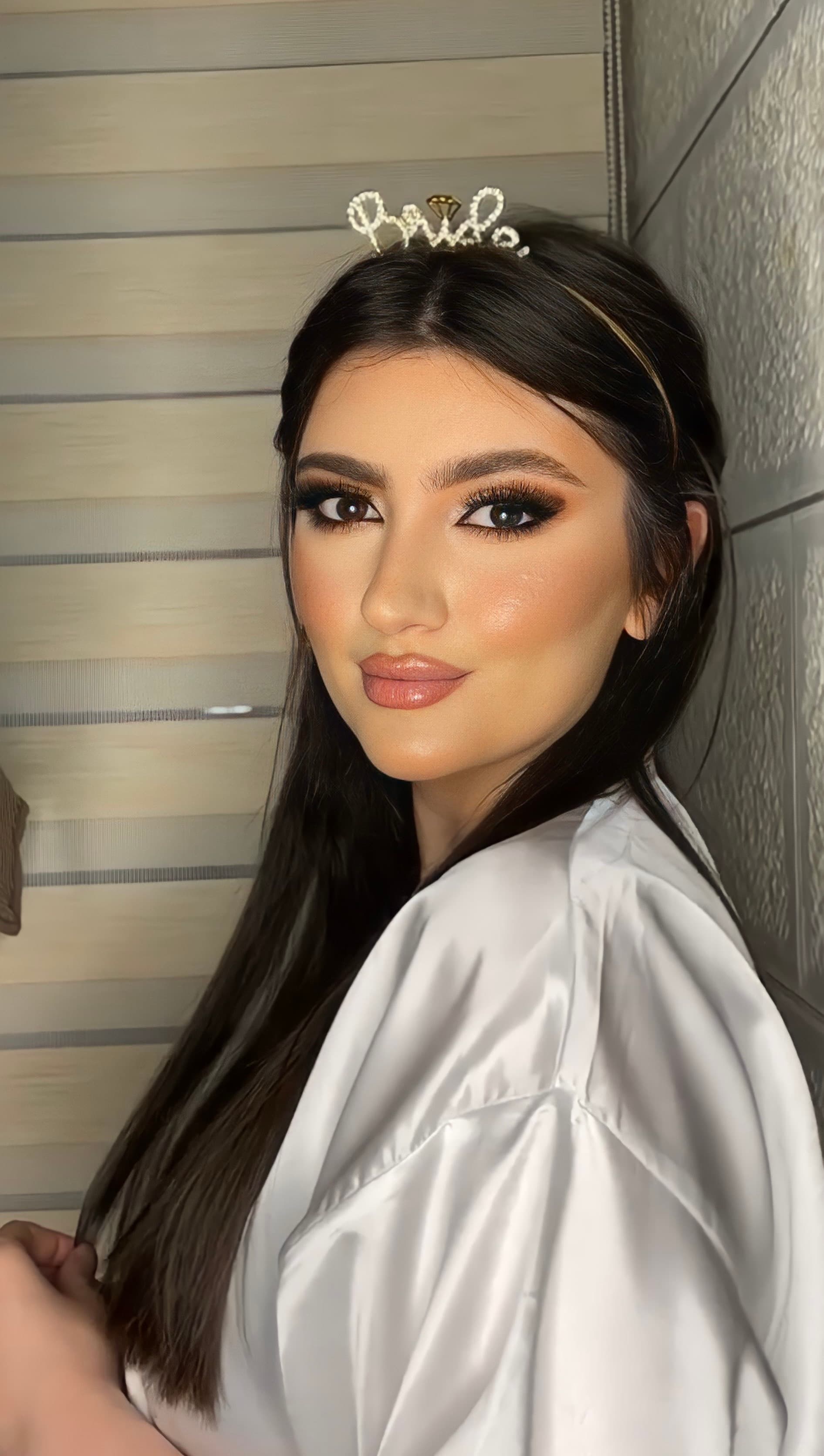 ميك اب باي منى cover image