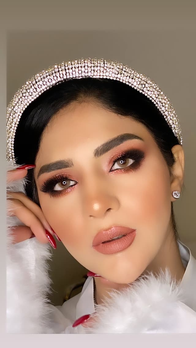 Yasmine Beauty Salon logo