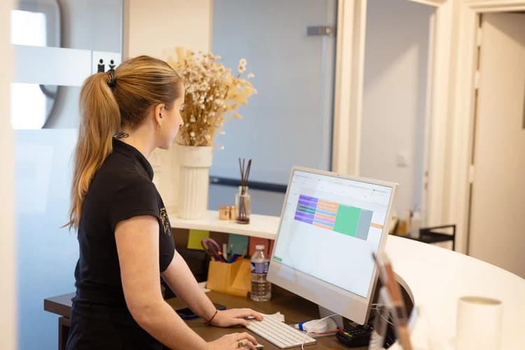 Salon Pro: Discover the Smart Appointment System main image